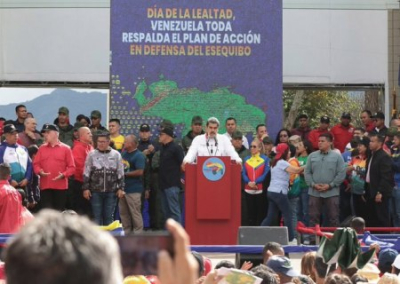 Президент Венесуэлы подписал указы о включении в состав страны части Гайаны