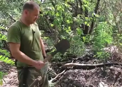 В лесах под Изюмом недалеко от бывших позиций ВСУ обнаружены останки нескольких женщин