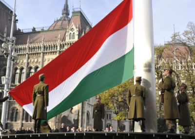 Члены НАТО провели спецзаседание из-за встречи Орбана и Путина