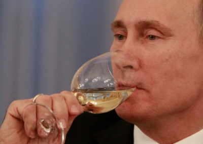 Politico: Путин оставил Шольца в дураках