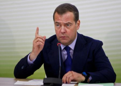 «Надеюсь, он понимает, что будет ответной целью» — Медведев о словах Данилова про Крымский мост