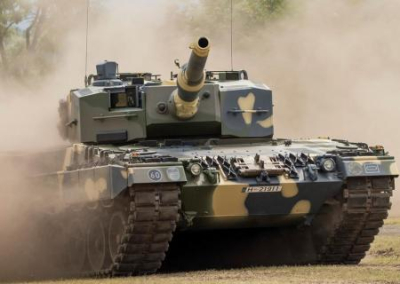 «Заплатим любую цену за безопасность Европы»: Киев продолжает клянчить у ФРГ танки