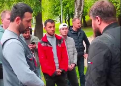 В Москве активисты «Русской общины» провели «воспитательную беседу» с мигрантами из Средней Азии