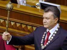 Янукович оспорит в суде постановление Верховной Рады об устранении с должности президента
