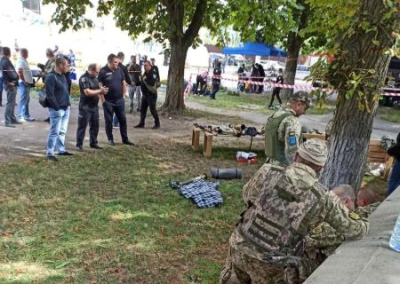 В Чернигове на выставке боеприпасов произошёл взрыв — двухлетний ребёнок попал в реанимацию