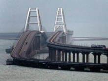 Украина вводит санкции против России из-за Керченского моста и «разрушенных» парков в Севастополе