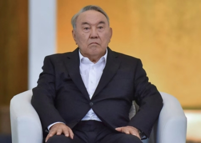 Казахи развенчали культ личности Назарбаева