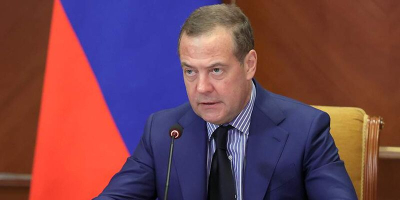 Медведев: Вашингтон сдал «гниду» Зеленского, и Киев угодил в цугцванг