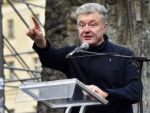 Порошенко призвал арестовать Медведчука и закрыть телеканал «НАШ»