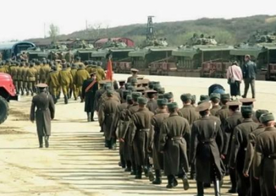 Эксперт: Украина сняла сливки с советской армии, и за 30 лет всё разворовали и продали