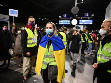 Власти ФРГ потребовали от украинских беженцев вернуть все выплаты и пособия