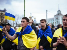 Более 70% украинцев верят, что на Украину нападёт неизвестный враг, но воевать всё равно не готовы