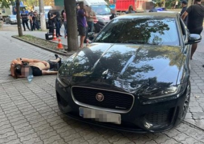 В Днепре сотрудники украинской полиции застрелили на глазах у детей их отца, защищавшего свою жену