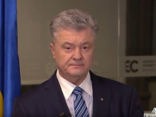 Порошенко сражается за звание «любимой жены Байдена» и ради этого зовёт войну на Украину