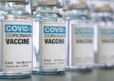 Почём вакцина? Британское посольство запретило Минздраву раскрывать стоимость закупки индийского дженерика