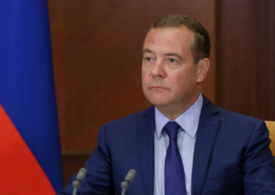 «Я их, ублюдков, ненавижу»:  Медведев пояснил резкость своих постов в Telegram