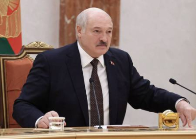 «Будем считать, что мы в изоляции, как Советский Союз»: Лукашенко предложил странам ОДКБ выработать общий экономический план
