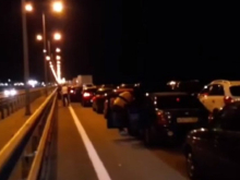 Новогодний Крымский мост: пробки будут, но досмотр ускорят