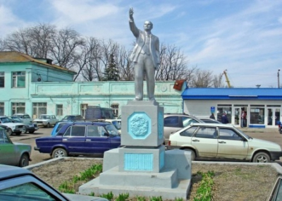 В Астрахани уничтожили памятник Ленину