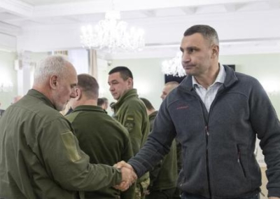 Кличко и Данилов дерутся за право контролировать украинских «партизан»