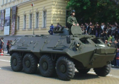 Болгария впервые официально объявила о передаче Украине тяжёлой военной техники