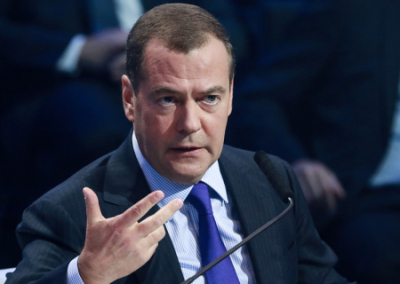 Медведев: Америка всегда бросала своих друзей и своих лучших «сукиных сынов»