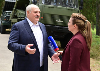 Лукашенко рассказал, что Москва и Киев договаривались об «аренде» Крыма. Песков опровергает