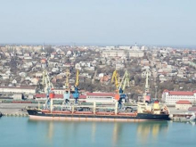 В Мариуполе «Азов» захватил два иностранных судна