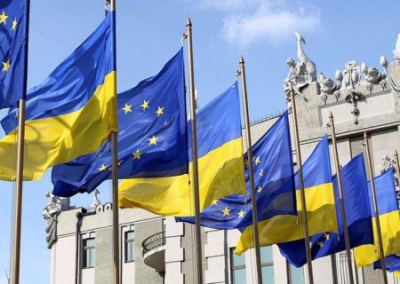 Кулеба просит Европу «забрать Украину к себе»
