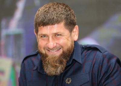 Кадыров посоветовал мужчинам, избегающим мобилизации, «надеть юбки и взять женские имена»