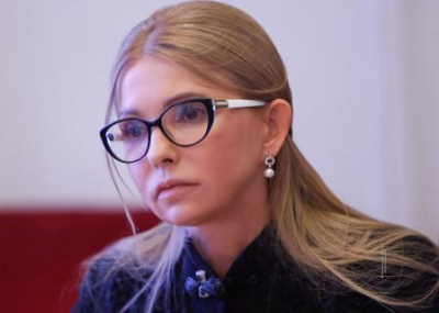 Ретроспектива образа Тимошенко: как бы бабушка не молодилась, пенсия близко