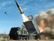 Инсайдер: в Харьков прибыл оперативно-тактический комплекс США с баллистической ракетой