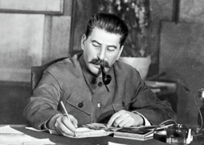 Медведев «взбодрил» телеграммой Сталина директоров оборонных предприятий