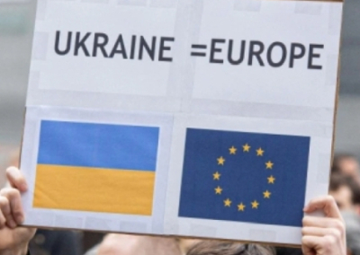 Украинским беженцам в Европе намекают, что пора возвращаться домой