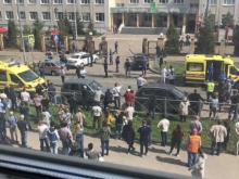 В Казани подросток устроил стрельбу в школе, дети выпрыгивали из окон