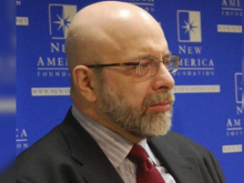 Американский политолог исключил нападение РФ на Украину и предупредил о готовности России дать молниеносный ответ