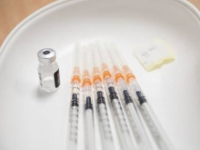 Рада запретила регистрацию российских вакцин от COVID на Украине