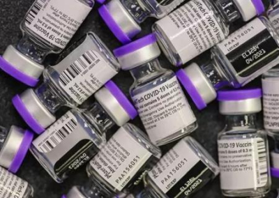 В Харьков доставили 10 тыс. доз испорченной вакцины Pfizer
