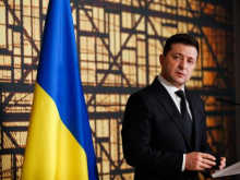 Зеленский, допустив потерю Харькова, выразил уверенность, что за Украину «будут воевать все»