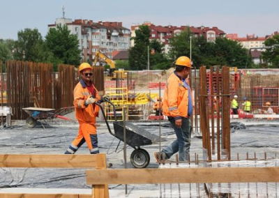 Хуснуллин: дефицит кадров в строительной отрасли составляет около 50 тысяч человек