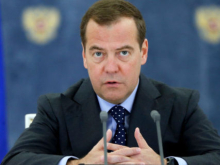 Медведев напомнил украинским властям, желающим «вернуть» Крым, историю Киева