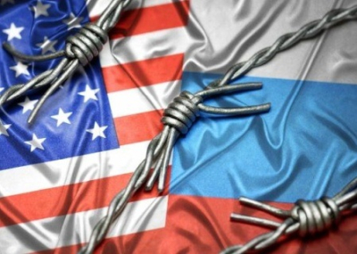 США вводят новые санкции против России и депортируют 10 российских чиновников