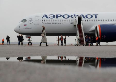 Росавиация рекомендует авиакомпаниям ограничить рейсы за рубеж. «Аэрофлот» приостанавливает их с 8 марта
