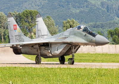 В Словакии против бывших премьера и министра обороны возбудят уголовное дело за передачу Украине истребителей МиГ-29