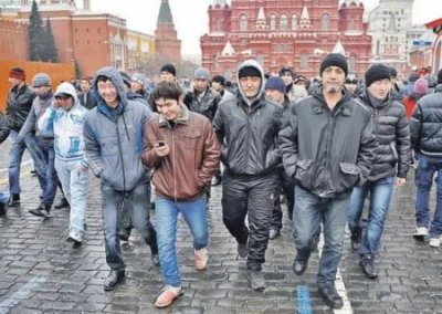 Политолог об антимигрантских настроениях в России: в воздухе всё больше пахнет девяностыми годами