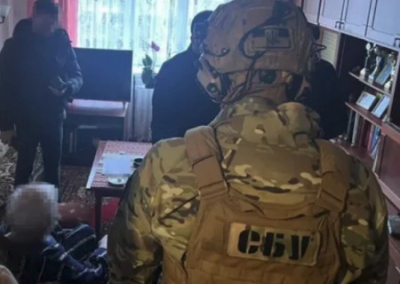 СБУ продолжает «кошмарить» украинцев, арестовывая по надуманным обвинениям «коллаборантов», «наводчиков» на Зеленского и священнослужителей