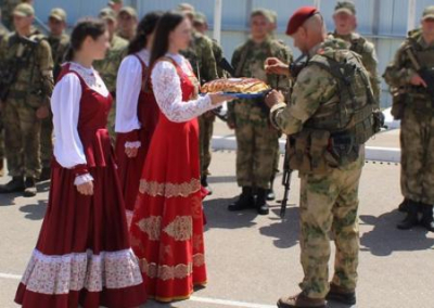 Крым торжественно встречает своих героев