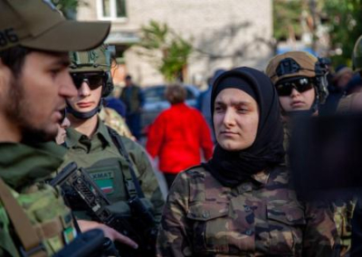 Несовершеннолетние дети Кадырова посетили зону СВО «во всеоружии»