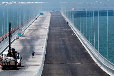 Украина пытается остановить строительство Крымского моста