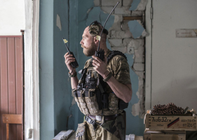 Только сдача в плен: Минбороны РФ отвергло предложение Киева вывести боевиков с «Азота» в Лисичанск, прикрываясь мирными жителями
